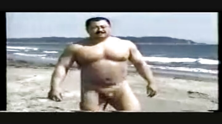 Mila Sobolov oo ku jirta galmada futada POV oo ay la leedahay nin