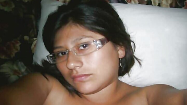 Wicitaan qaawan oo sheeko ah halkaas oo MILF khibrad leh ay ku xumeysay wiilkeeda soddogga ah
