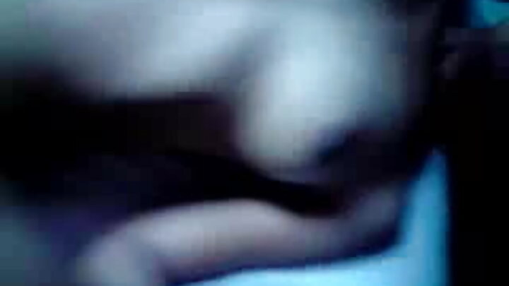 Hogaamiye qurxoon ayaa si xirfad leh miis ugu foorarsaday