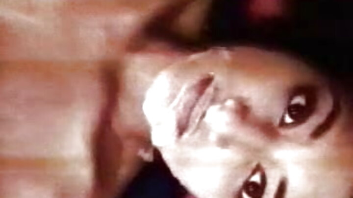 Porn POV ah oo ay la socoto gabadh Ruush ah iyo saaxiibkeed