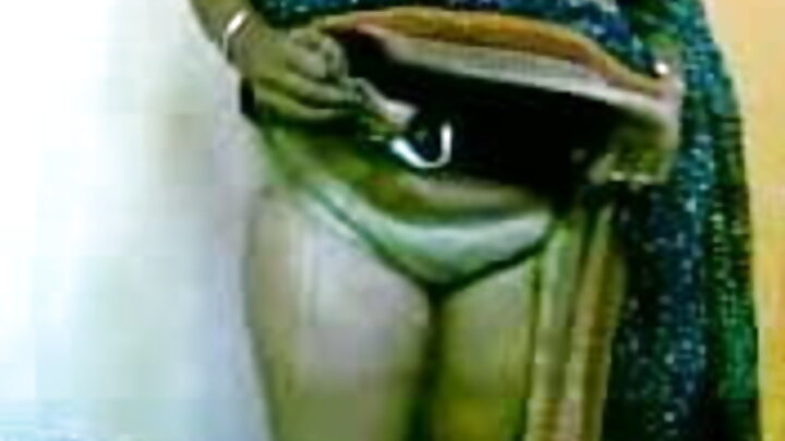 Naag madow oo caato ah ayaa isku dhiibtay nin cad