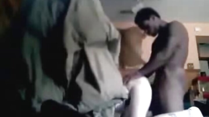 Lamaane is qaba ayaa si caro leh u galmoonaya sidii inay tahay markii ugu horreysay