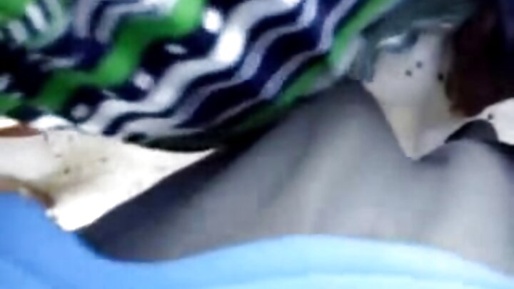 Gabadh weyn oo nin madow ah oo joogto ah ayaa galmootay nin madow
