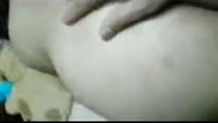 Timo cad oo qurux badan ayaa macalimaddeeda ku fuushay