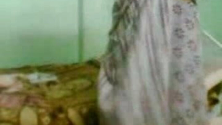 Gabadh ayaa timid si loogu sameeyo duugis galmo ah waxaana la galmooday.