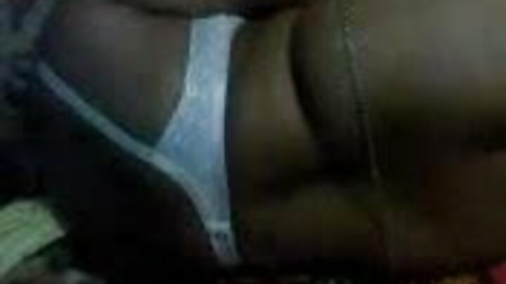 Vanessa Alessia iyo Baby Nichols oo nin madow ku fuushan