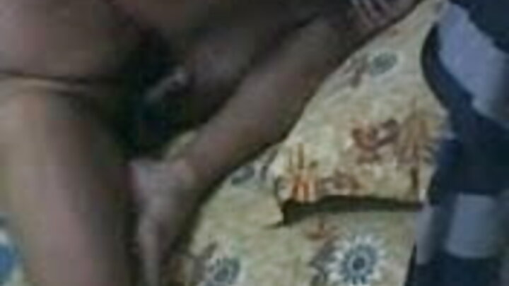 Gabadh qurux badan oo Vicks Angel ku fuushay qof qalaad