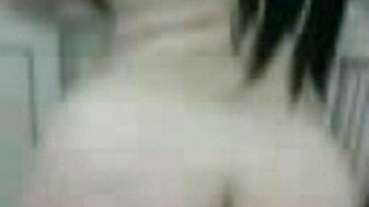 Galmo Ruush ah halkaas oo nin uu siilka ku sasabayso walaashiis