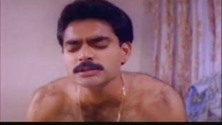 Arday timo gaaban leh ayaa galmo la sameysay macallin